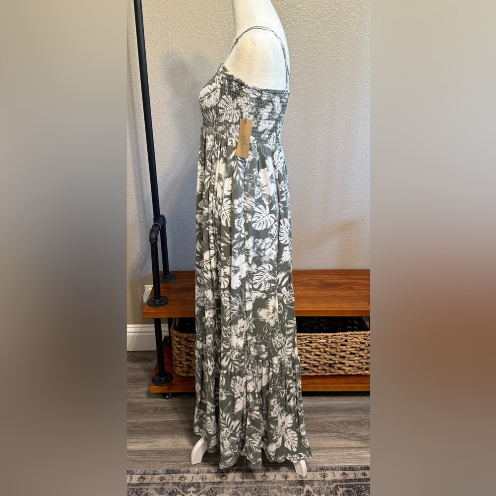 Eden & Olivia Tropical Floral Maxi Dress Sage and White Women’s Size Large - Picture 5 of 7